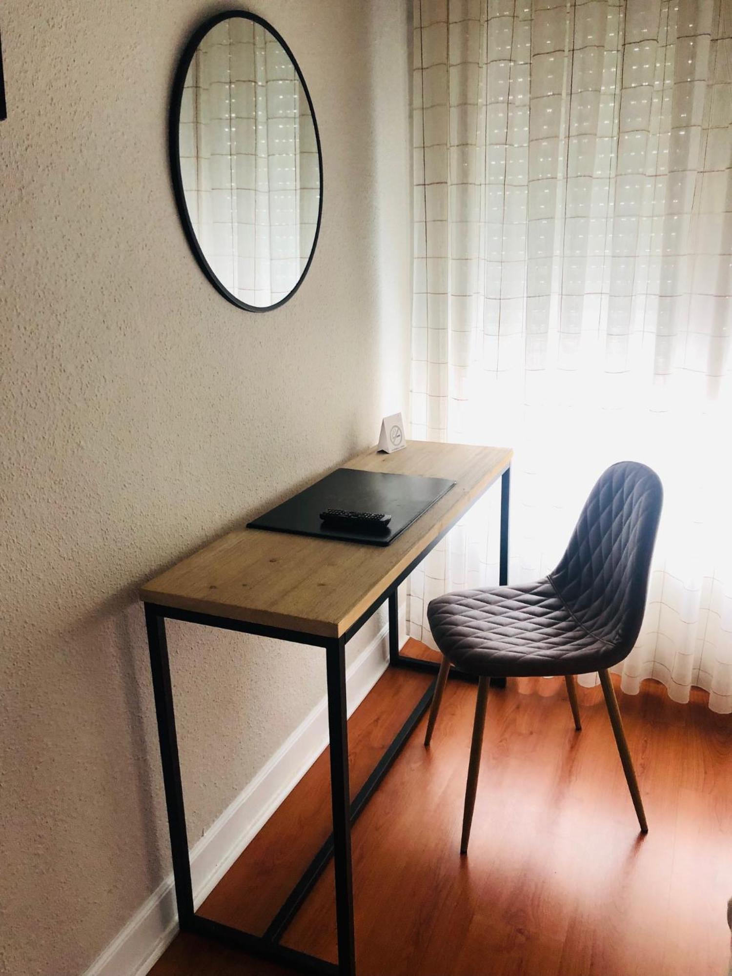 Hotel Marques De Santillana Torrelavega Eksteriør billede